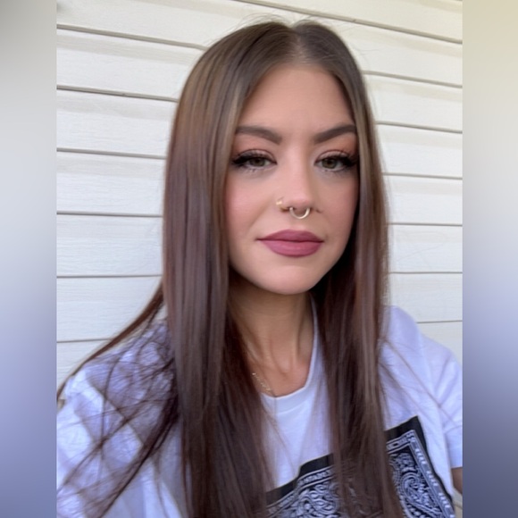 Meet your Posher, Dani - Picture 5 of 6